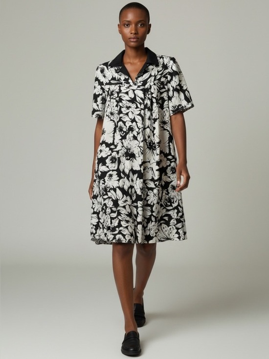 Susi Lee of California Dresses & Skirts - Susi Lee of California Vintage Black & White Floral Short-Sleeve Swing Dress